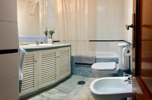 Gatu Premium Villa Isabel Terraza,Parking,1ºlinea Playa,Wifi,Vista Al Mar , Preferente Mayores De 25 Anos Y Familias Cádiz Eksteriør bilde